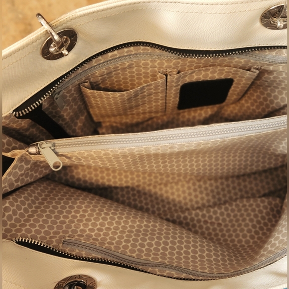 Brighton Fashionista Oversize Travel Bag - Picture 8 of 13